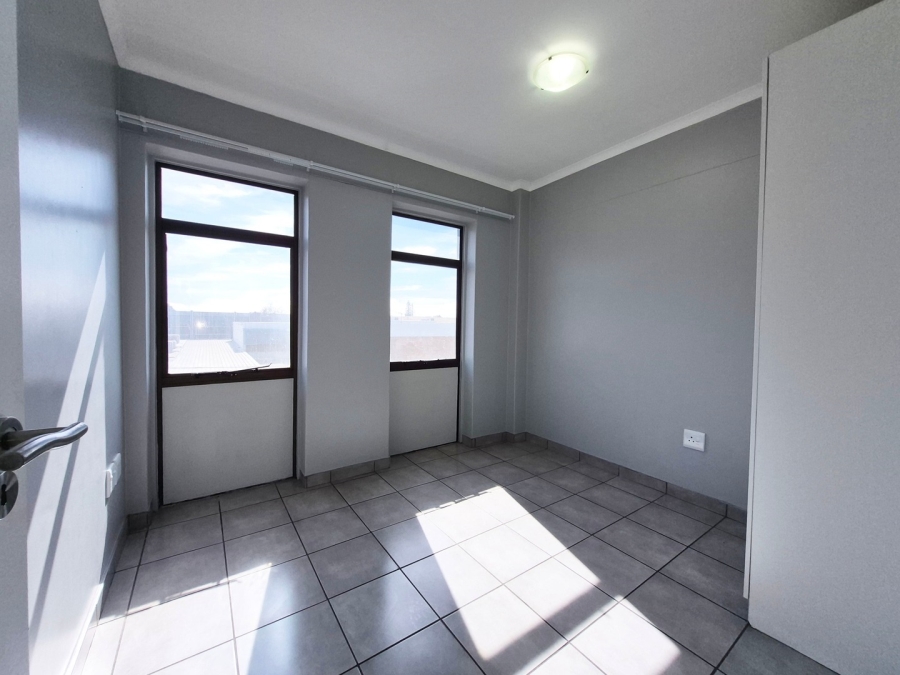 2 Bedroom Property for Sale in Esterville Western Cape
